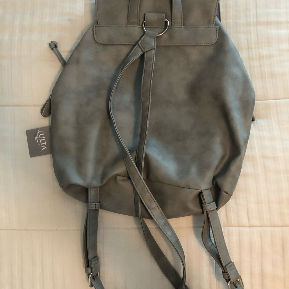 Ulta Backpack - Picture 2 of 2